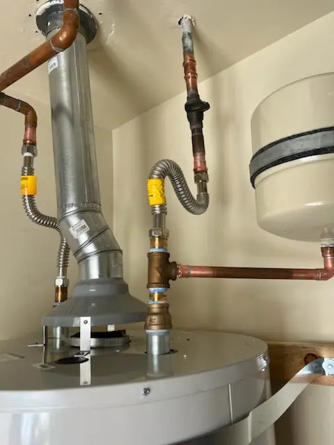 Water heater installation and plumbing repair in Chocolay